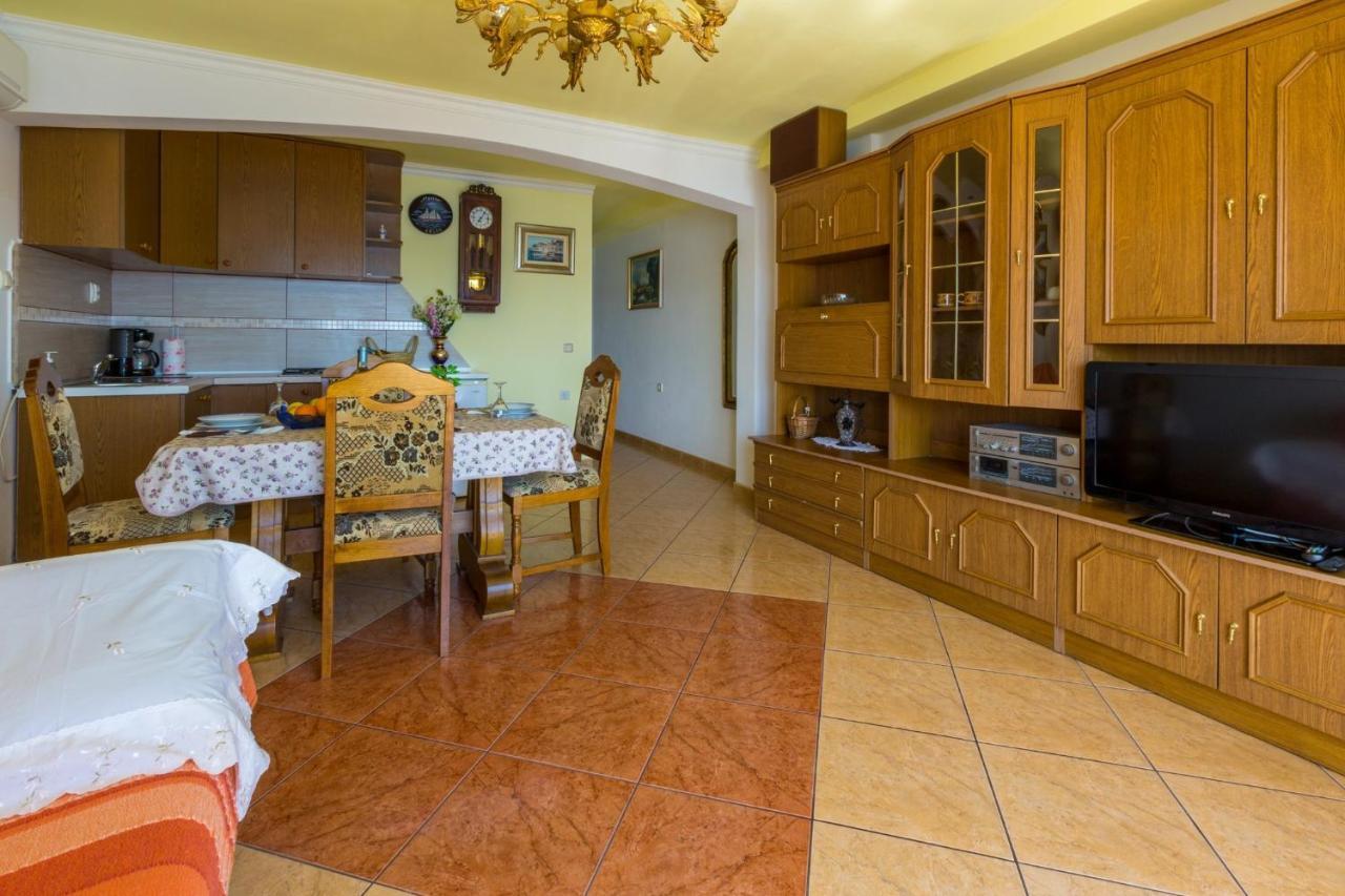Mali Marino Selce Apartment Exterior photo