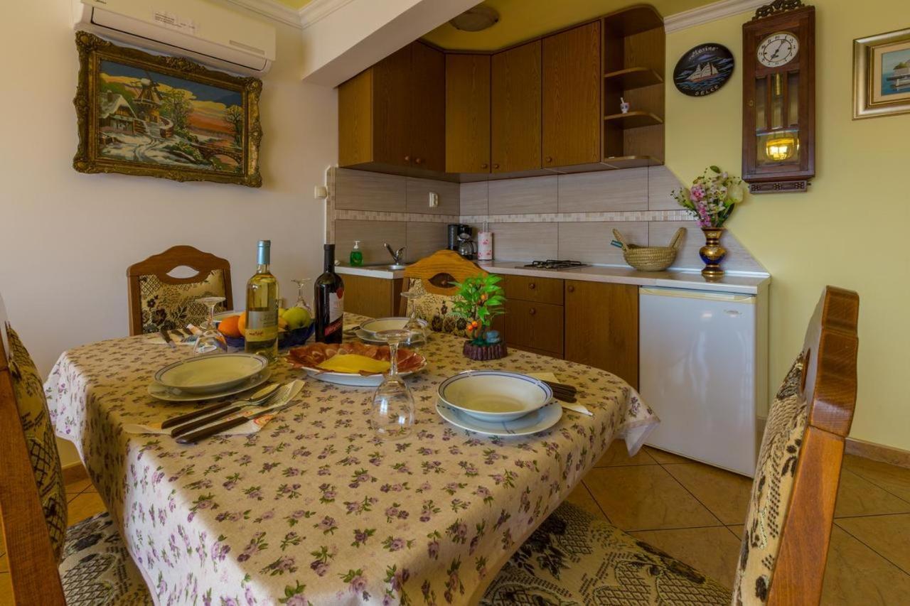 Mali Marino Selce Apartment Room photo